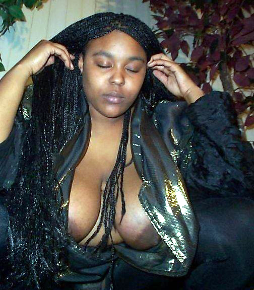African Porn Photos. Large Photo #3: Ebony girlfriend poses ...