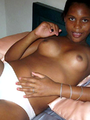 Hardcore ebony girlfriend posing in the nude.