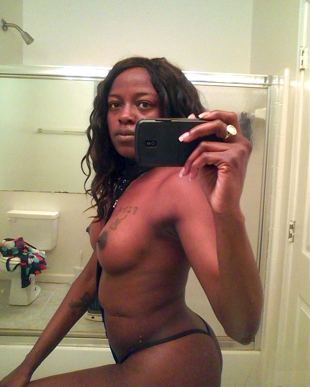 Ebony Bitches Naked - Big black ass! Booty ebony bitches on amateur pics, big picture #3.