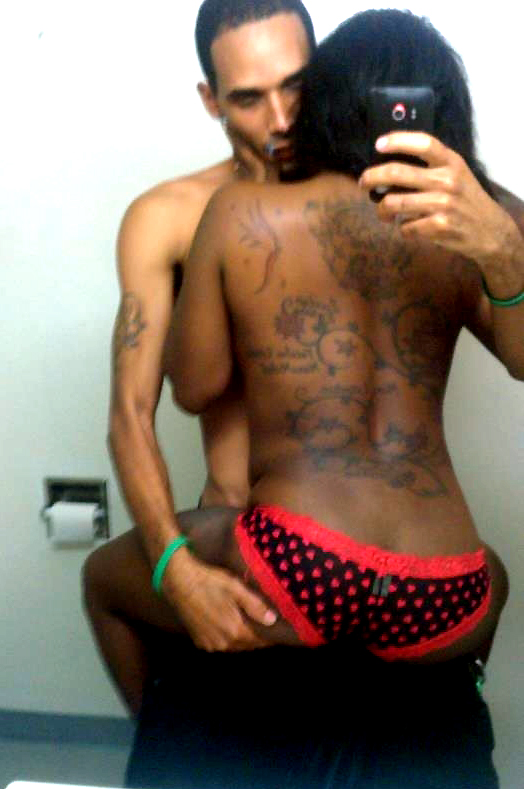 Tattooed Black Girl Porn - African Porn Photos. Large Photo #1: Tattooed ebony slutty bitch with a  boyfriend. Amateur pics...