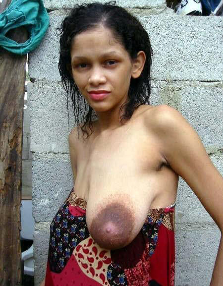 Big Girlfriend Nipples - African ebony whore with huge dark nipples, big porn picture #4.