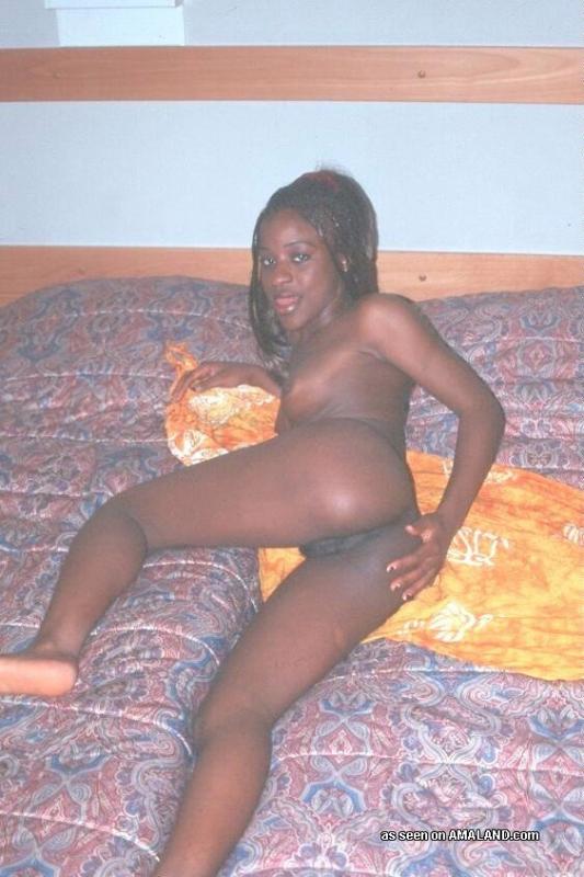 Pretty Naked Black Bitch - Hot picture collection of a nasty black bitch sitting naked ...