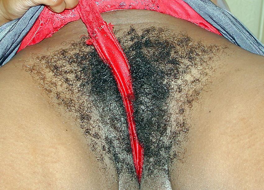 Black Lick Clit - She wants you to lick her black slit and clitoris, big picture #5.