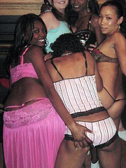 Ebony Big Ass Group - Black Naked Girls presents: Meticulous dank photos of a group of amateur  ebony GFs.