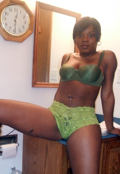 Black women bush nude Nude Girl Hairy Bush Big Picture 1
