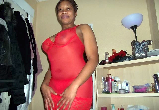 Big picture of Cheating ebony wives show yourselves naked, picture # 1